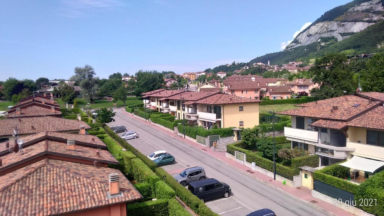 Cornizzolo Bed Breakfast Suello Kültér fotó