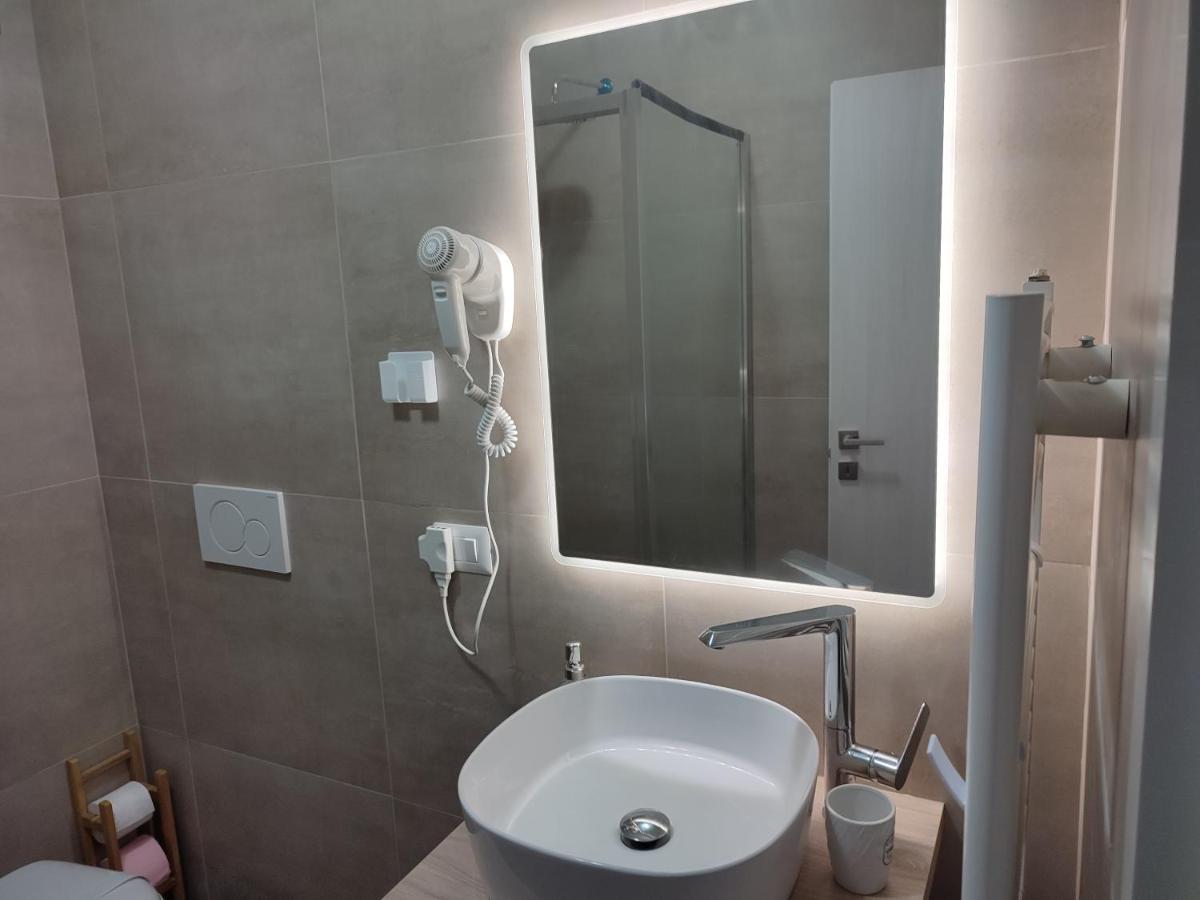 Cornizzolo Bed Breakfast Suello Kültér fotó
